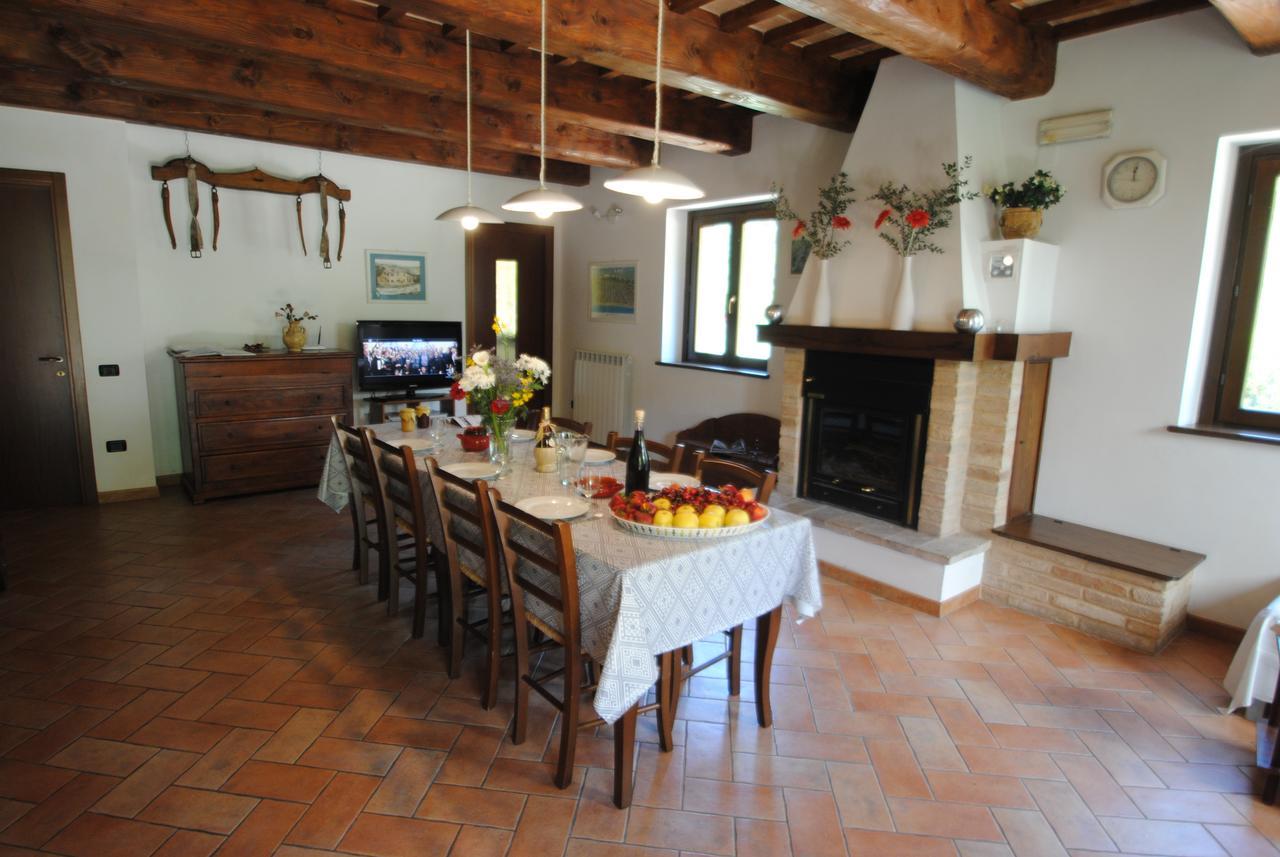 Agriturismo Il Sentiero Villa Montalto delle Marche Exterior foto